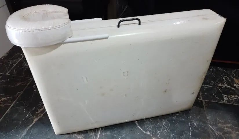 CAMA DE MASSAGEM E ESTÉTICA MALA/PORTÁTIL BRANCA MEKA MÓVEIS