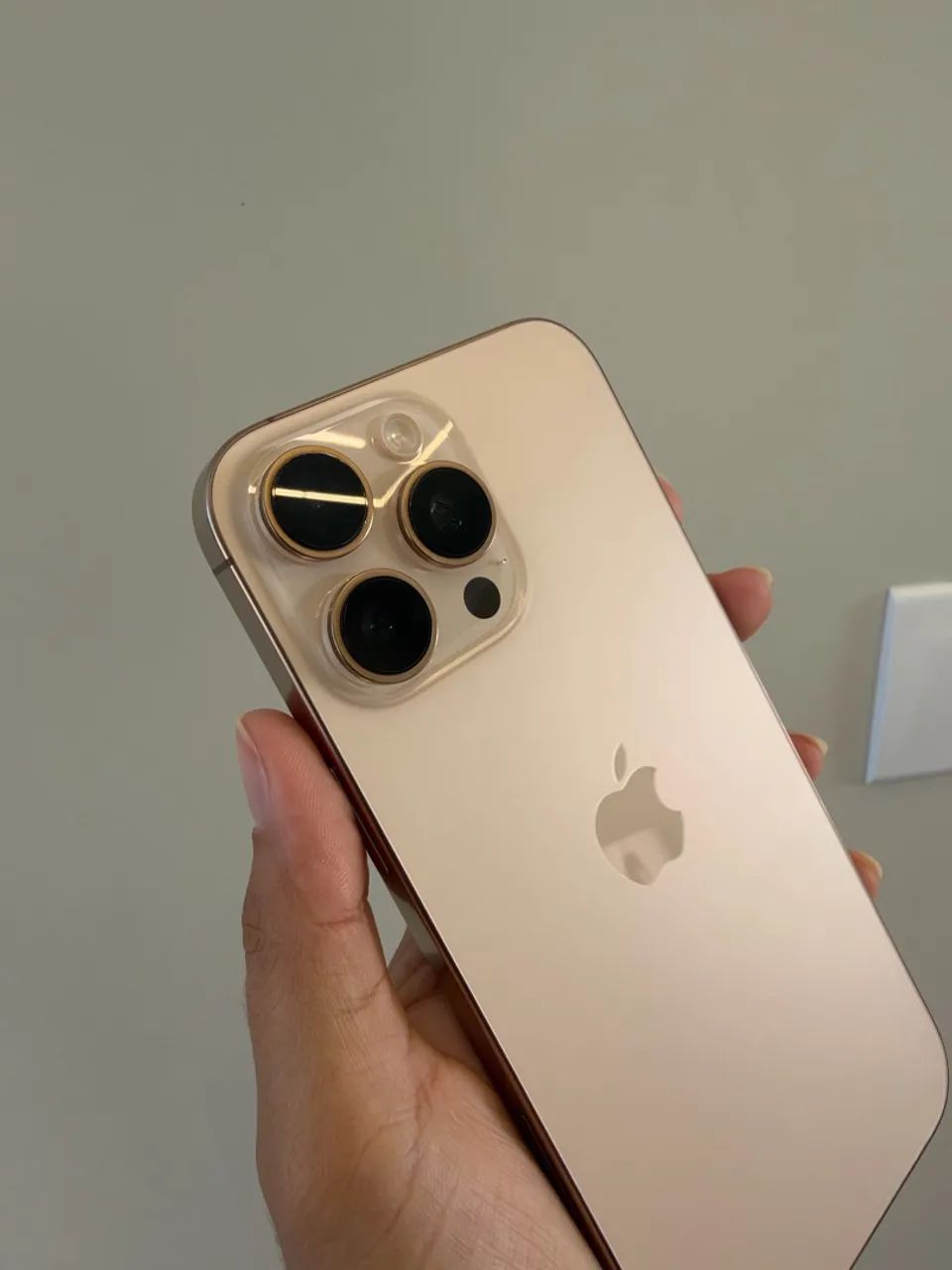 VENDO IPHONE 16 PRO MAX 256gb