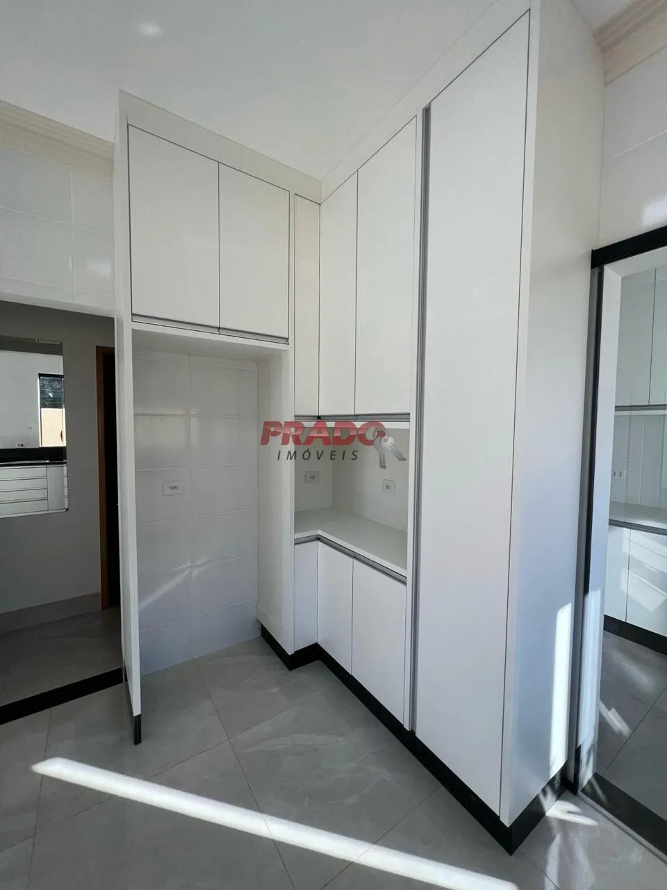Casa para alugar em Maringá, Jardim Rebouças, com 3 quartos, com 100 m² - Foto 3
