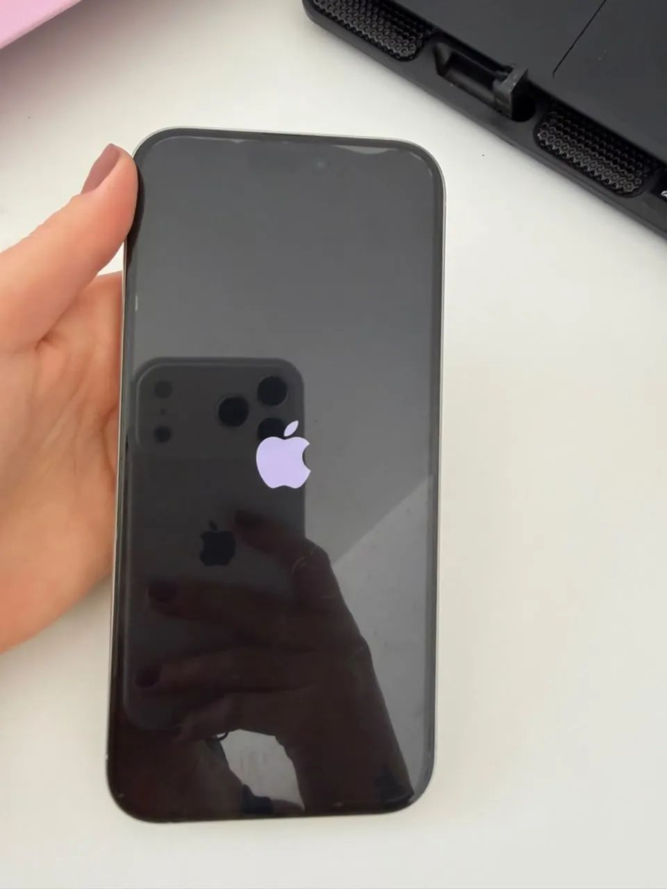 iPhone 16 Pro Max - 256Gb - Branco - Foto 2