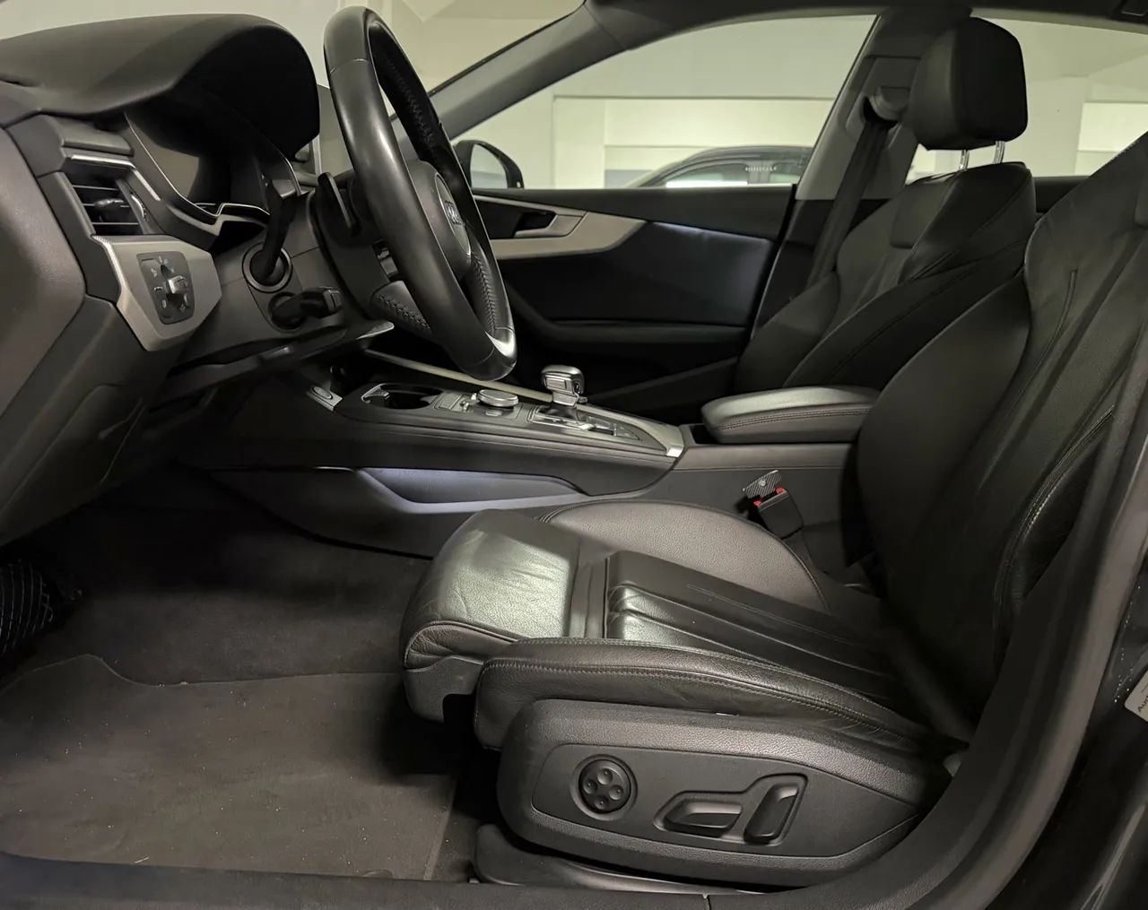 Audi A5 Ambiente Sportb. 2.0 TFSI S tonic, foto 6 de 10