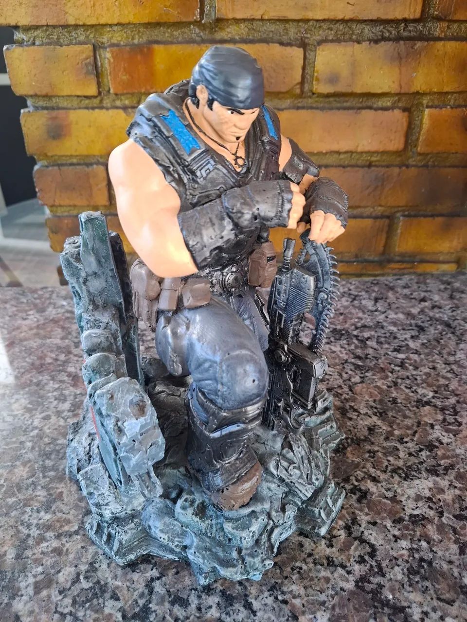 MARCUS FENIX - Colecionável em resina - Foto 5