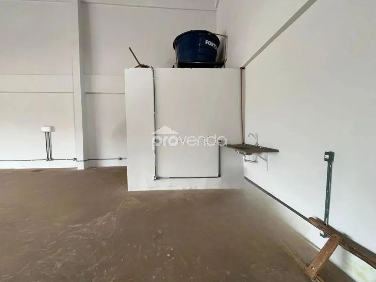 GALPÃO COM 300M² NA AVENIDA ANHANGUERA - Foto 5