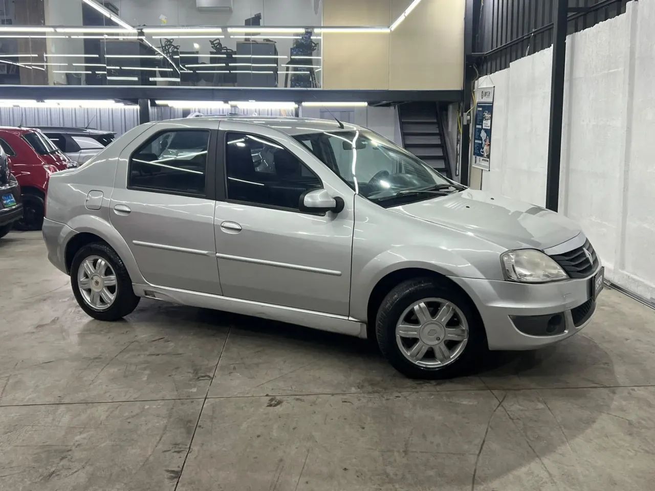 Renault Logan Expression Flex 1.6 16V 4P 2011 - Foto 2