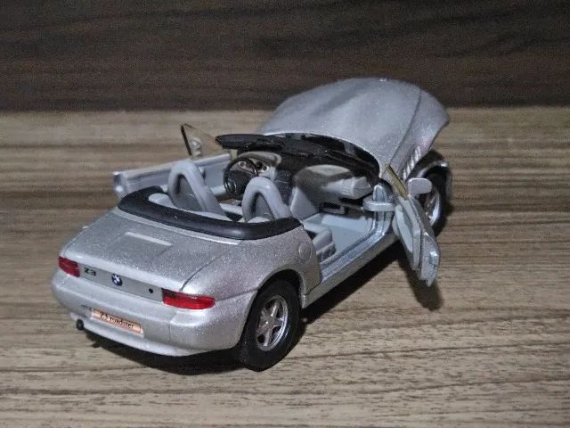 4 Miniatura de Carro Maisto Free Wheels  - Foto 4