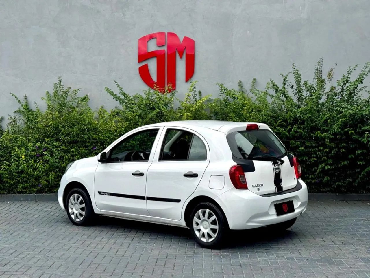 Nissan March S 1.0 12V Flex 5p, foto 2 de 9