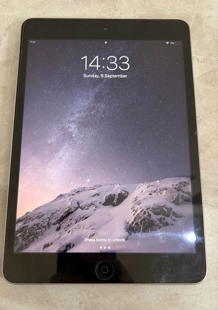 Tablet iPad mini 2 preto em excelente estado