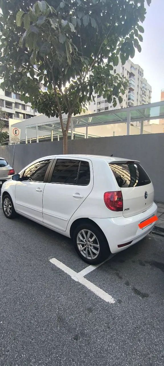 Volkswagen Fox 1.0 MI Total Flex 8V 5P 2014 - Foto 5
