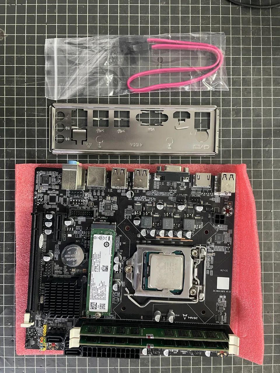 Kit placa mãe, Processador, memória e HD M.2 - Foto 3