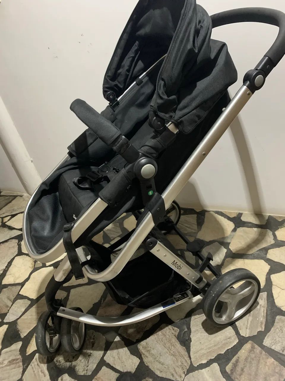 Carrinho de bebê Safety Mobi 3 rodas - Foto 2