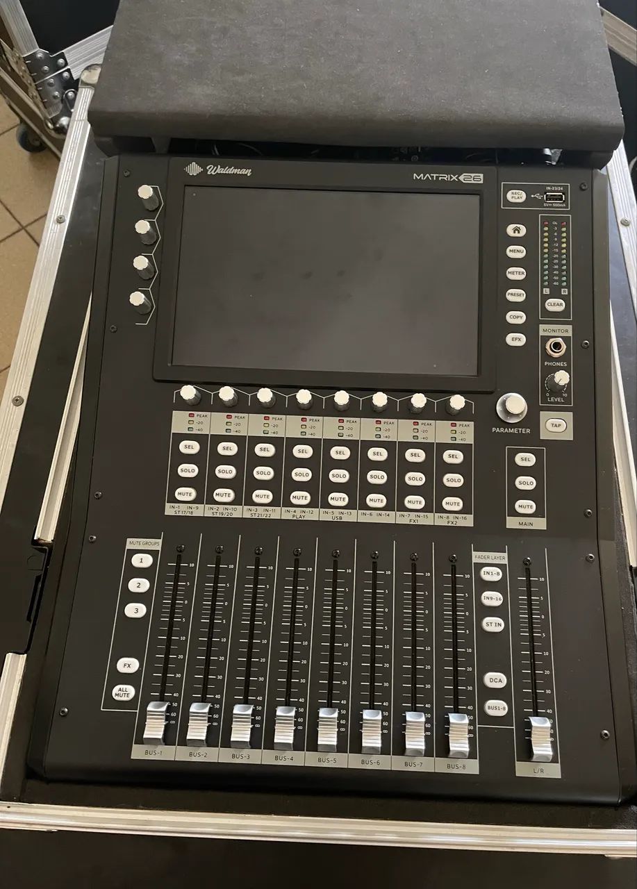 Mesa de som digital  - Foto 3