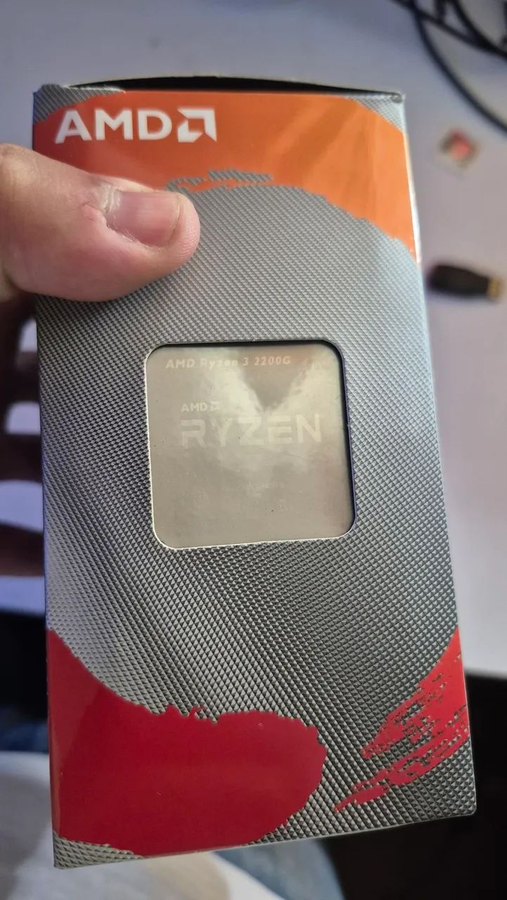 AMD Ryzen 3 2200g