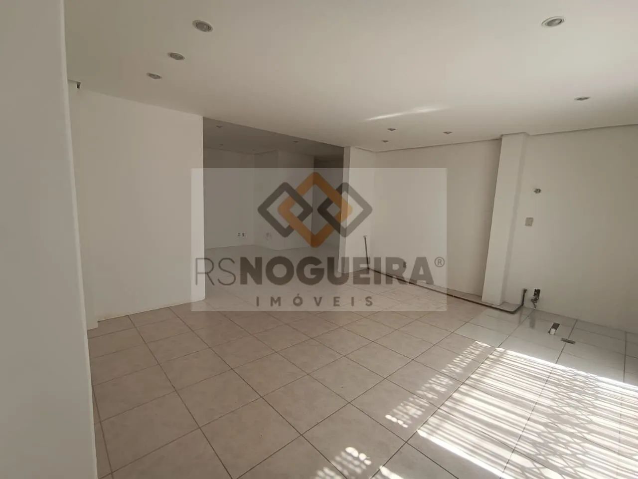 Loja comercial para Locação no bairro Estreito em Florianópolis-S - Foto 3