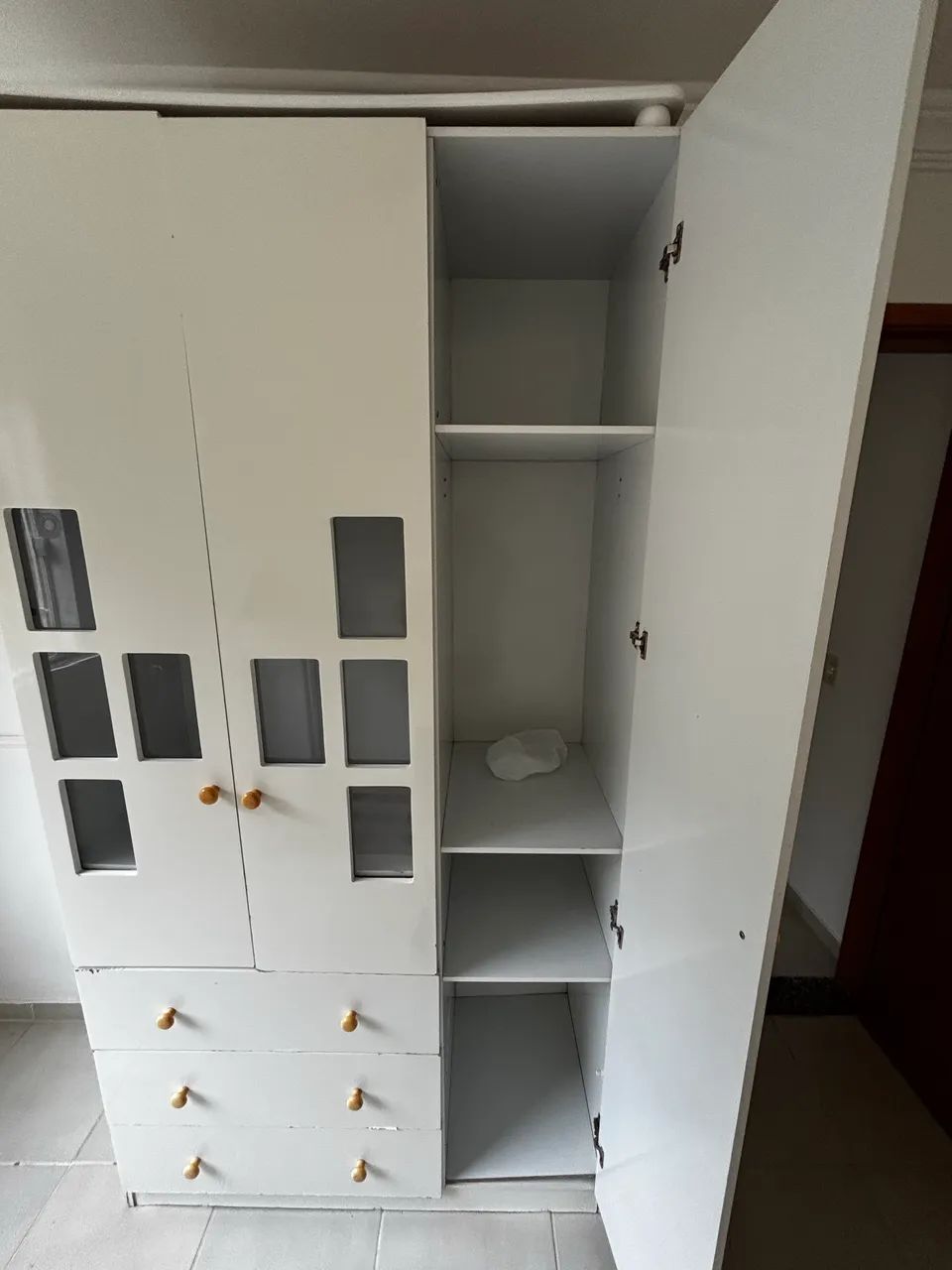 Guarda roupa e cama infantil - Foto 3