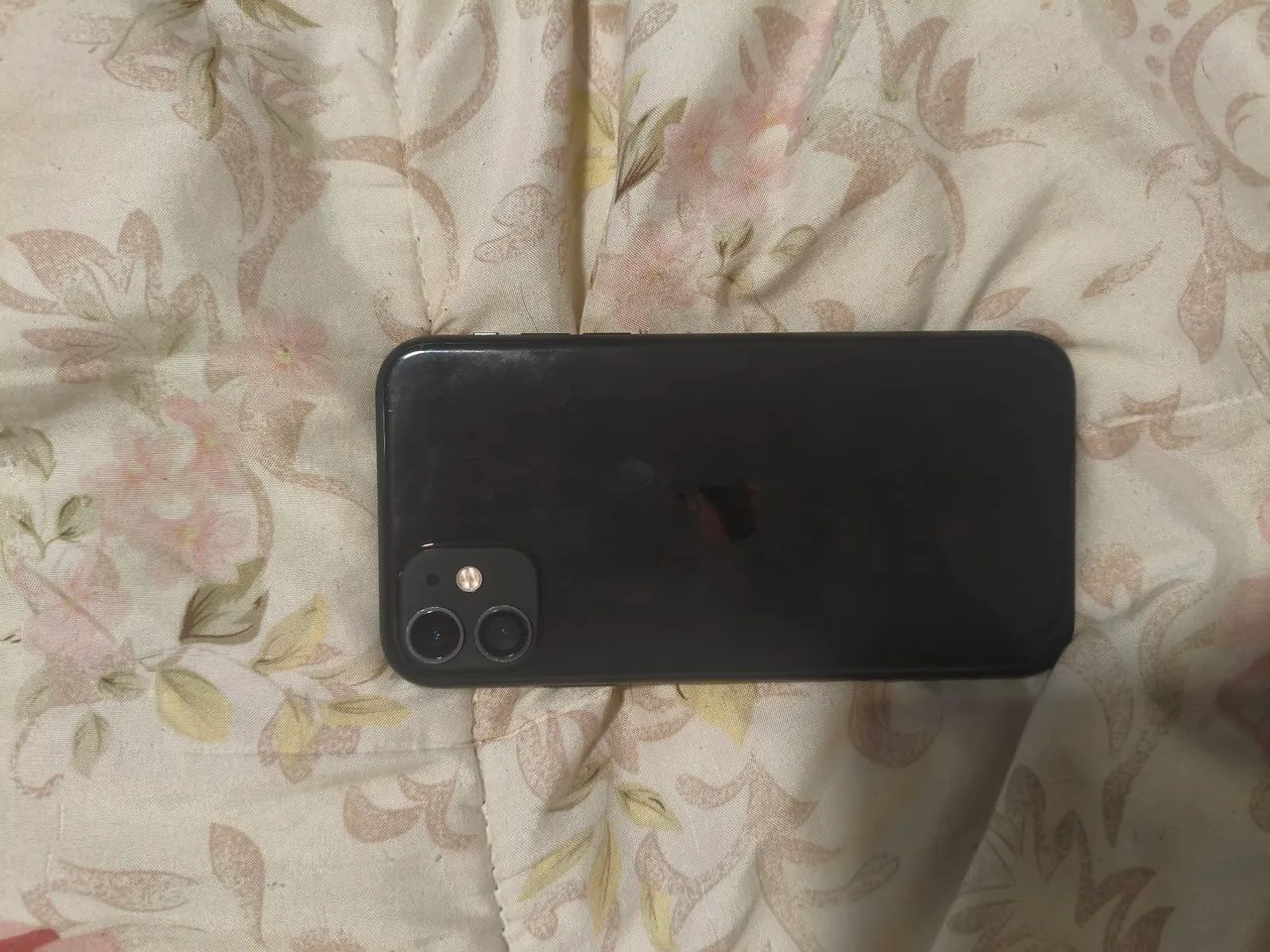 iPhone 11 preto  - Foto 3