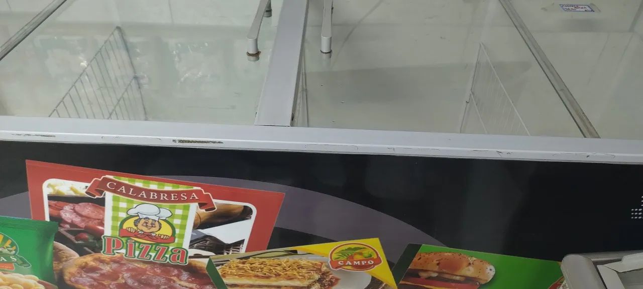 Vendo ilha refrigerada 2 metros em ótimo estado  - Foto 2
