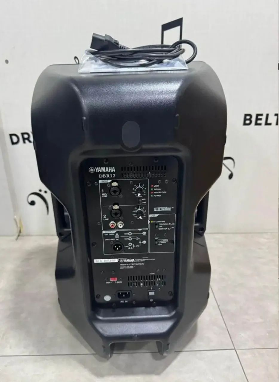 Vendo Par de Caixas Yamaha DBR12  - Foto 2