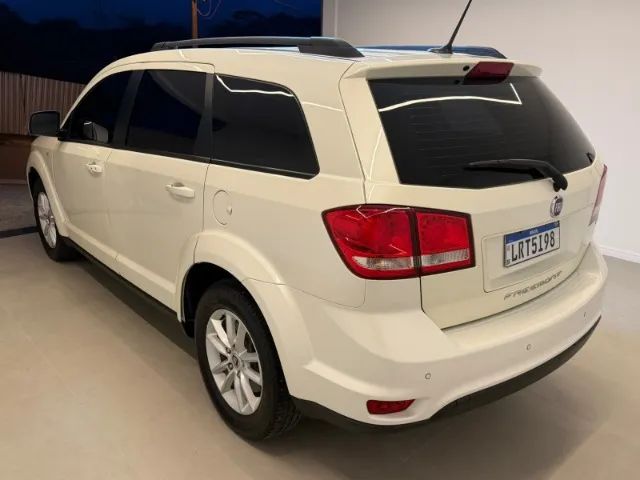 Fiat Freemont 2.4 16V 5P Aut. 2014 - Foto 5
