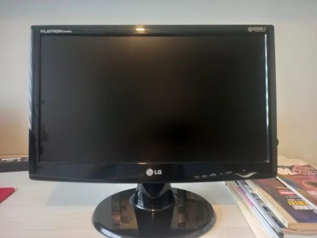 Monitor LCD widescreen 18,5" LG (Funções especiais FUN) - Foto 4