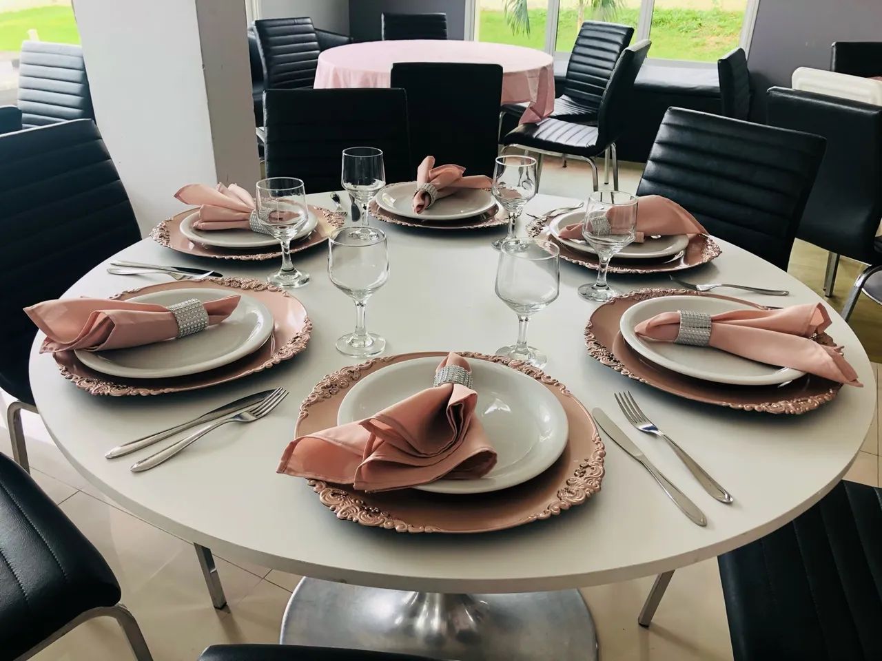 Alugo louças para eventos 
