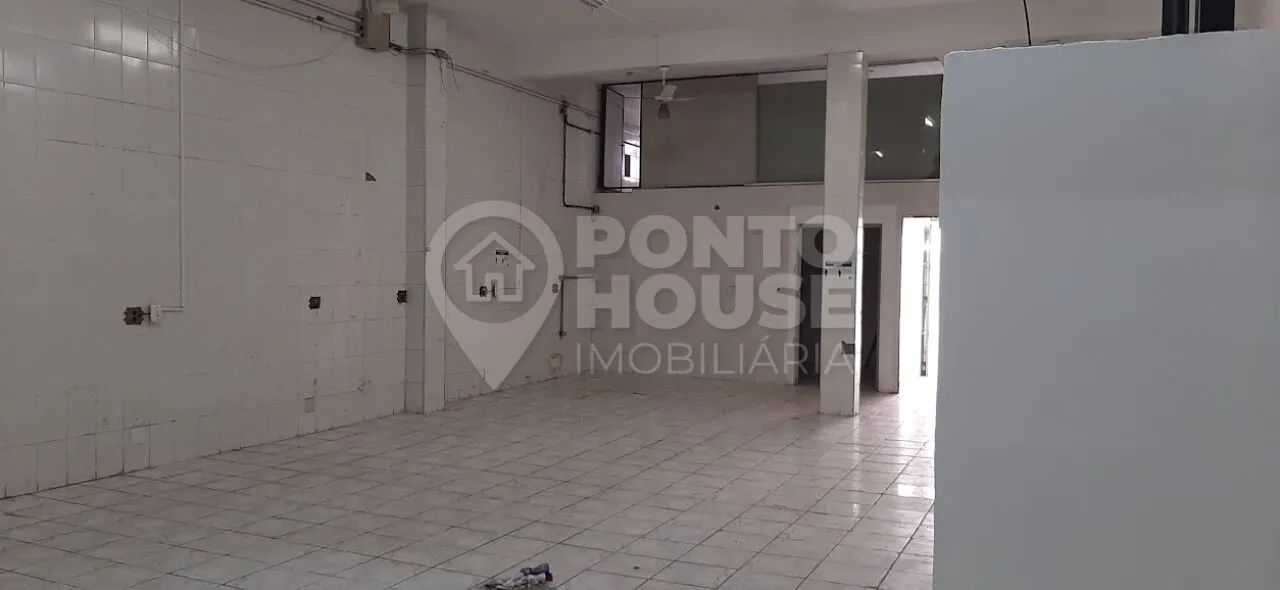 Prédio comercial 985m², com várias salas e 3 vagas, fora da rota de rodizio - Foto 2