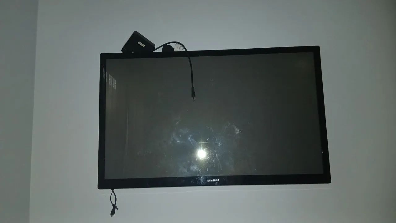 Vende-se televisão Samsung 