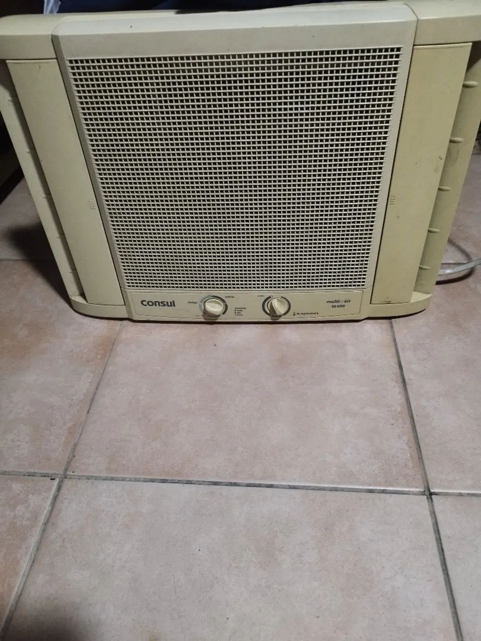 Ar condicionado 10 mil BTUs  220v