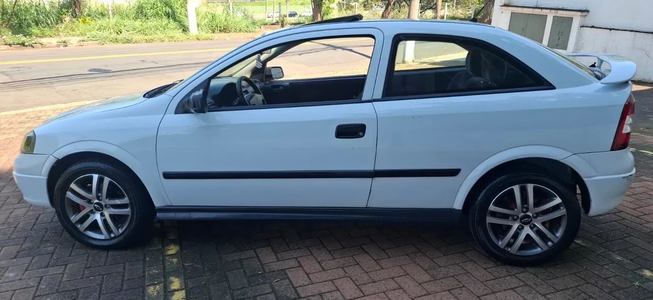 Chevrolet Astra GL 1.8 MPFI 3P 1999
