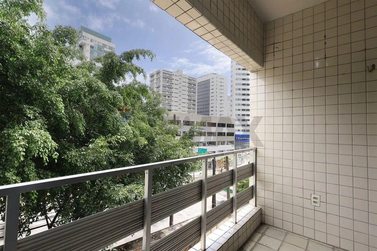VENDO APARTAMENTO 102 M² COM 3 QUARTOS + DEPENDÊNCIA COMPLETA NO EDIFÍCIO NOSSA SENHORA DE