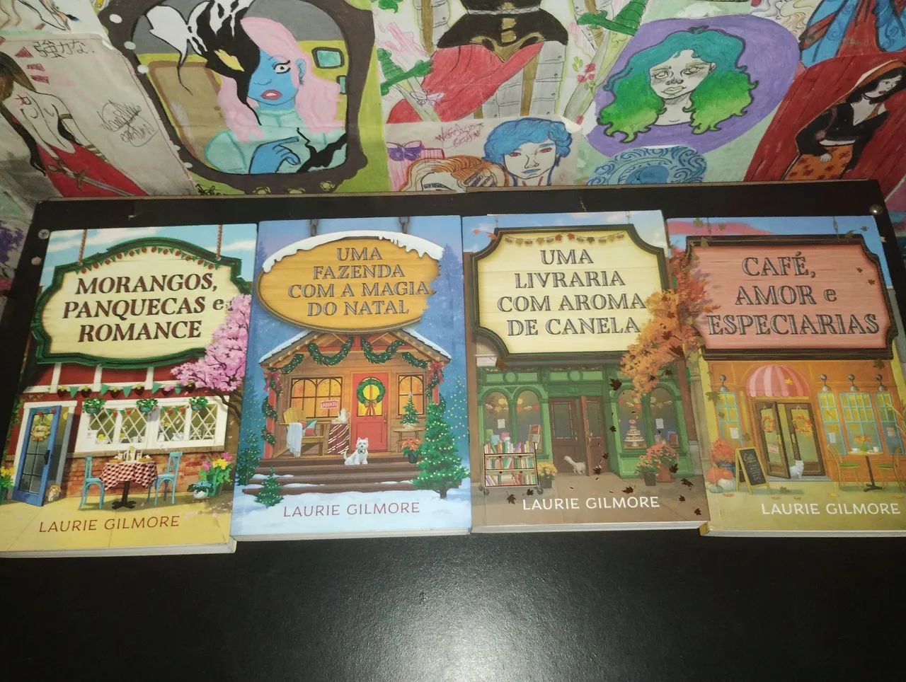 Os 4 volumes da série dream harbor