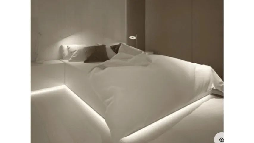 Rodapé Invertido em Alumínio com Aba para LED - 4 barras de 3,00 m e 1 barra de 2,60m