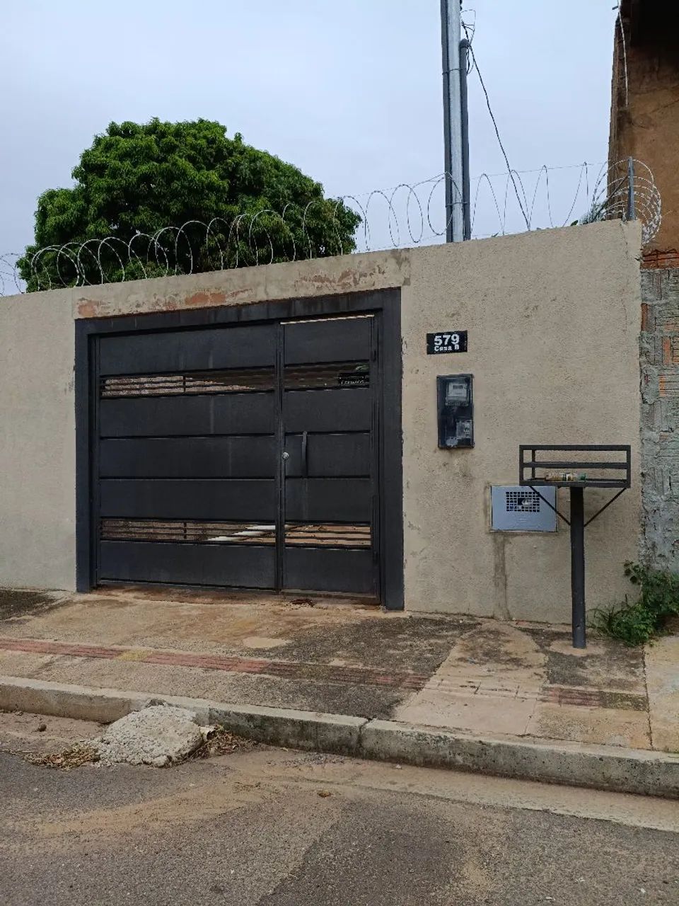 Alugo Casa Bairro Tiradentes  - Foto 2