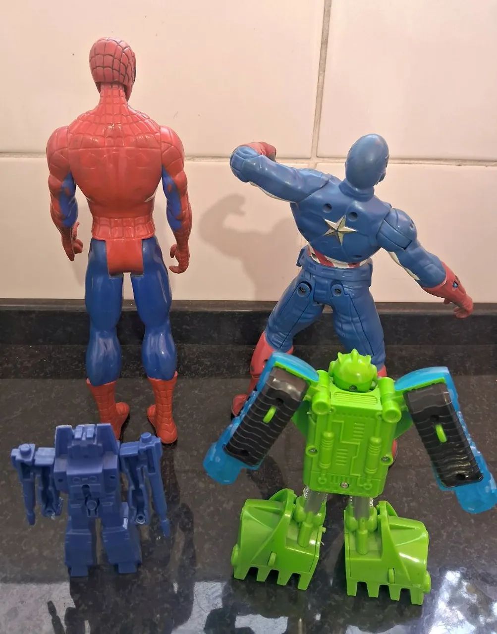Herois Marvel e Transformers  - Foto 2
