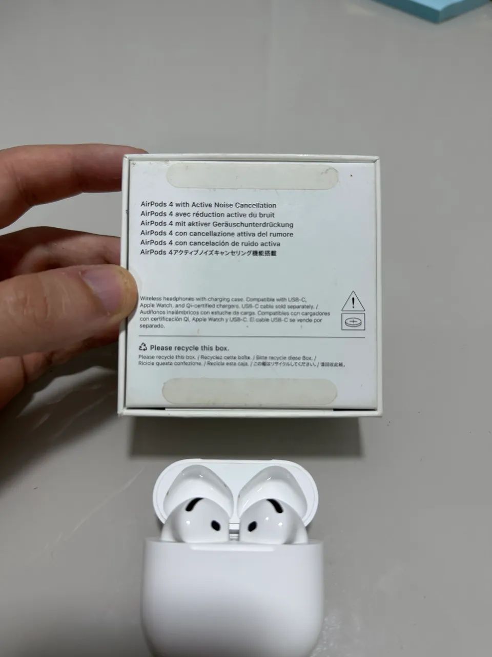 Apple AirPods 4 Com Cancelamento Ativo de Ruído (ANC) - Impecável! - Foto 2
