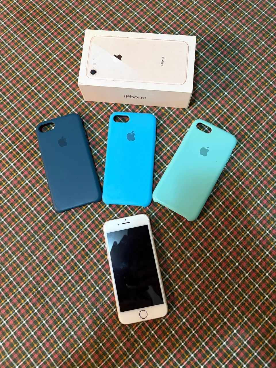 iPhone 8 dourado, em ótimo estado - Foto 3
