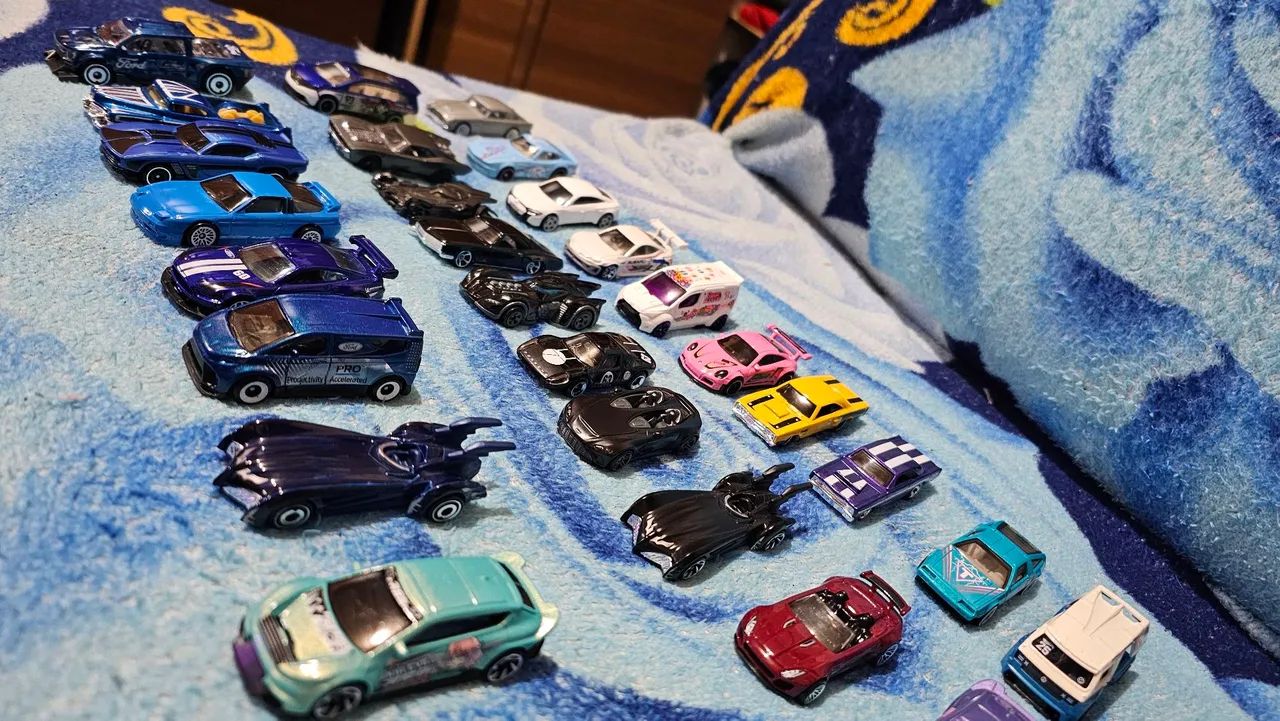 Coleção Hot wheels  - Foto 3