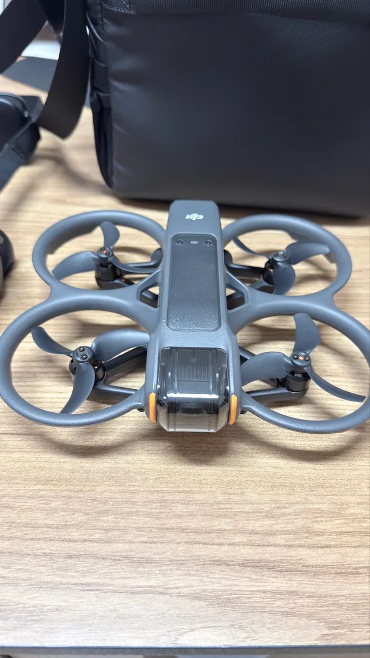 DJI Avata 2 FLY MORE COMBO - Foto 4