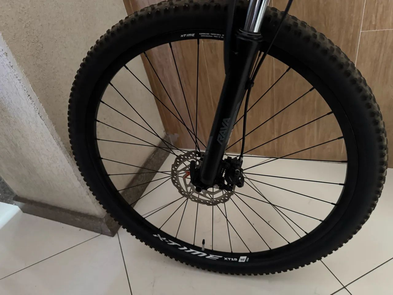 Vende bicicleta muito nova  - Foto 3