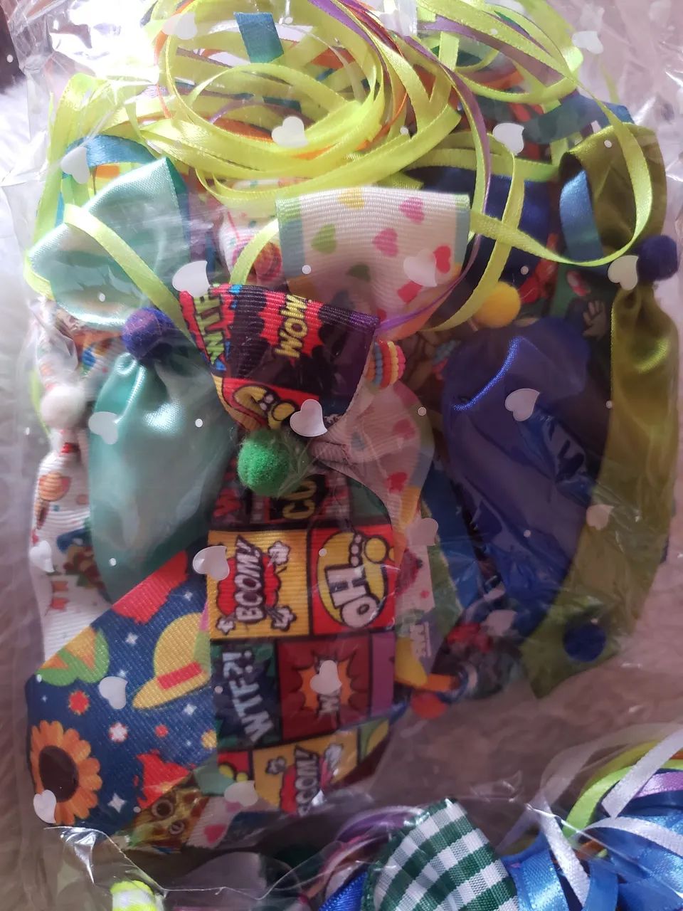 58 gravatas pet e 41 bandanas - Foto 5
