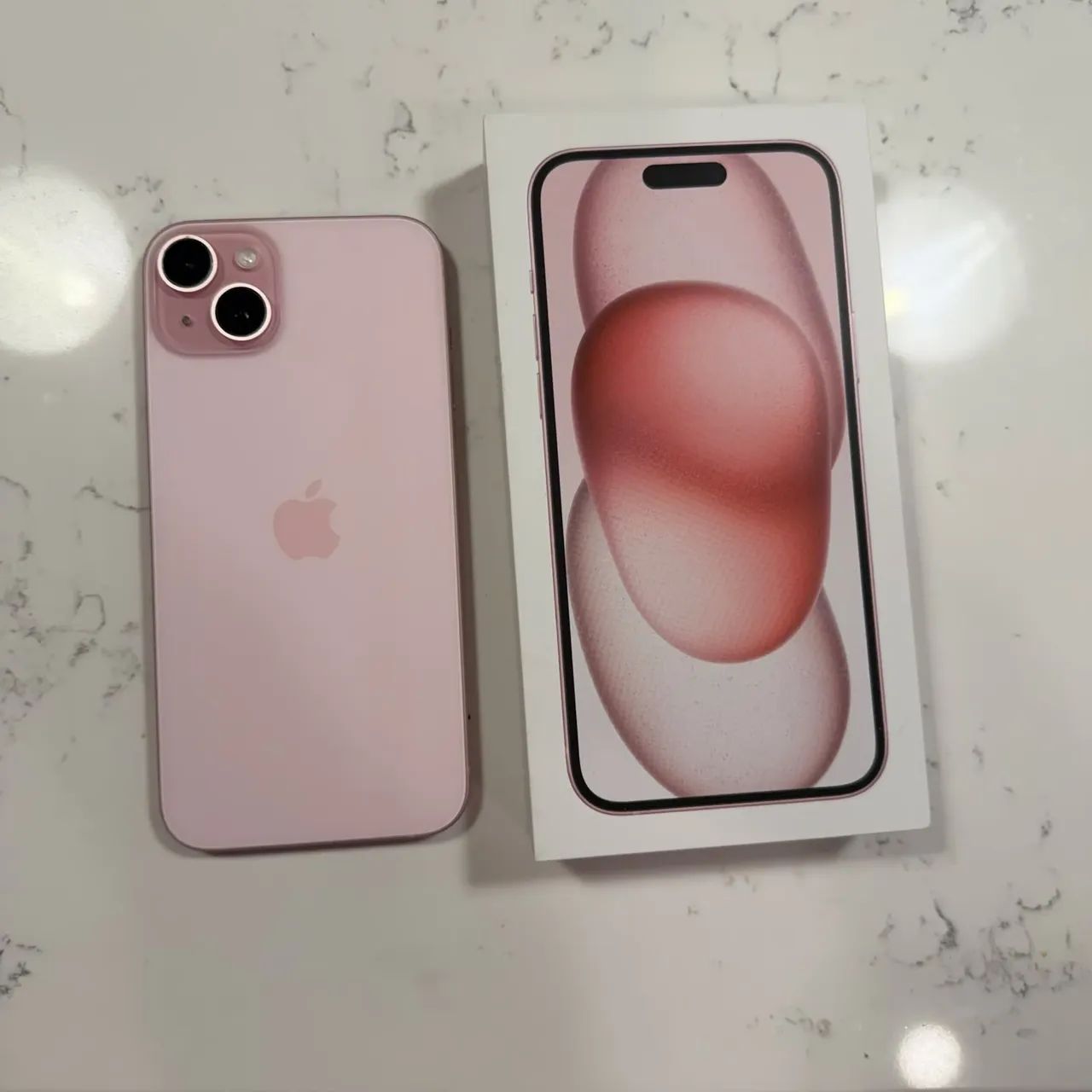 iPhone 15 Plus 