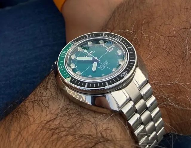 Relógio Bulova Oceanographer Diver turquesa - Foto 2