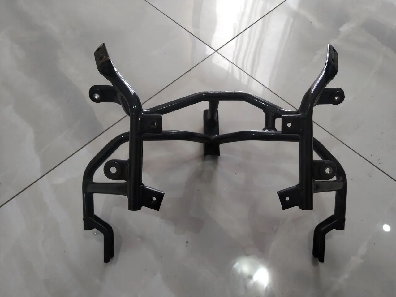 Aranha do farol comet GTR250 (carenada)