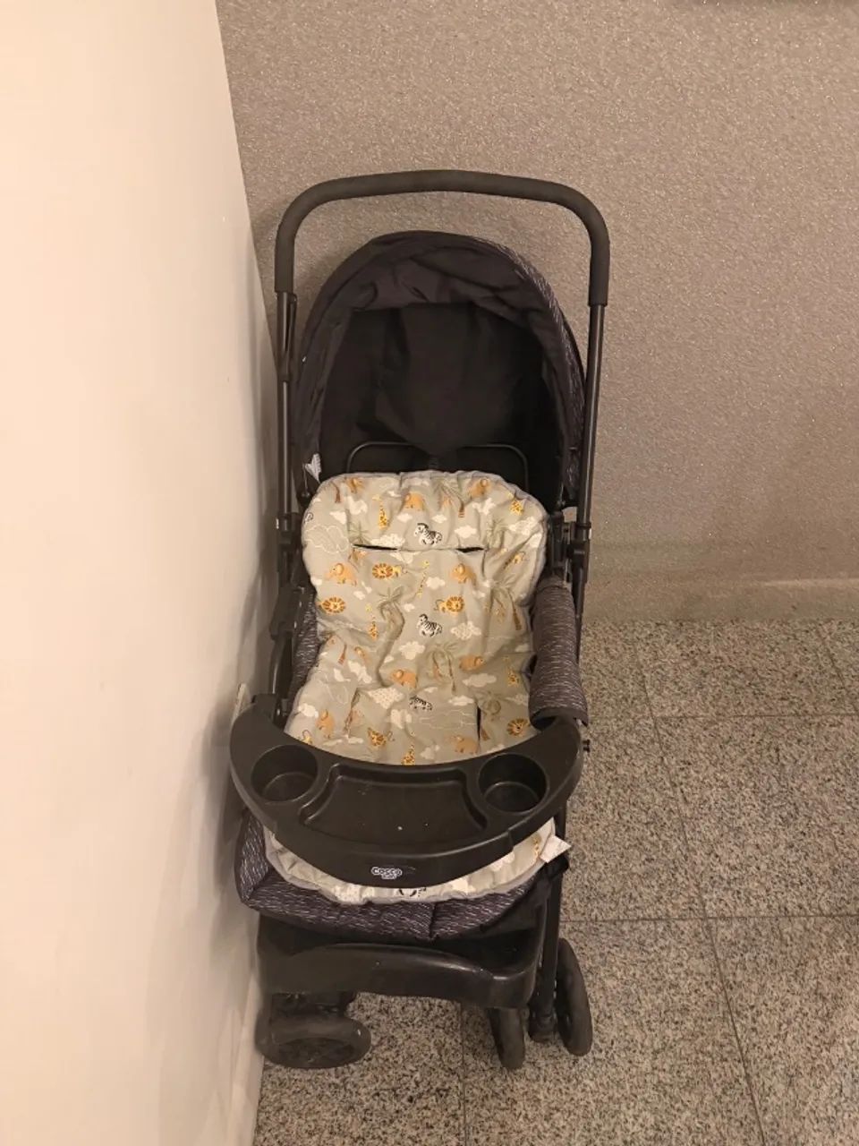 CARRINHO DE BEBÊ DA COSCO 