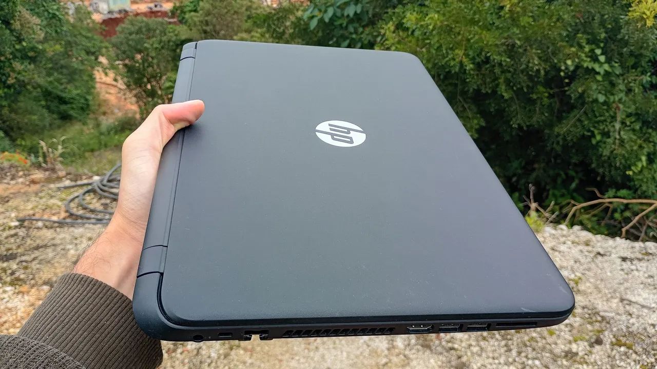 VENDO OU TROCO POR IPHONE NOTBOOK HP 15 ZERO - Foto 2