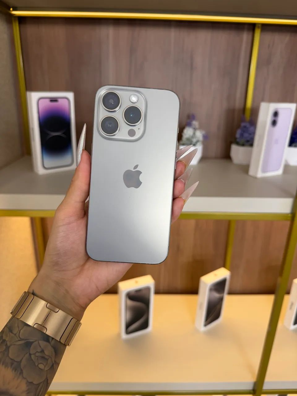 iPhone 15 Pro Titânio Natural IMPECÁVEL 