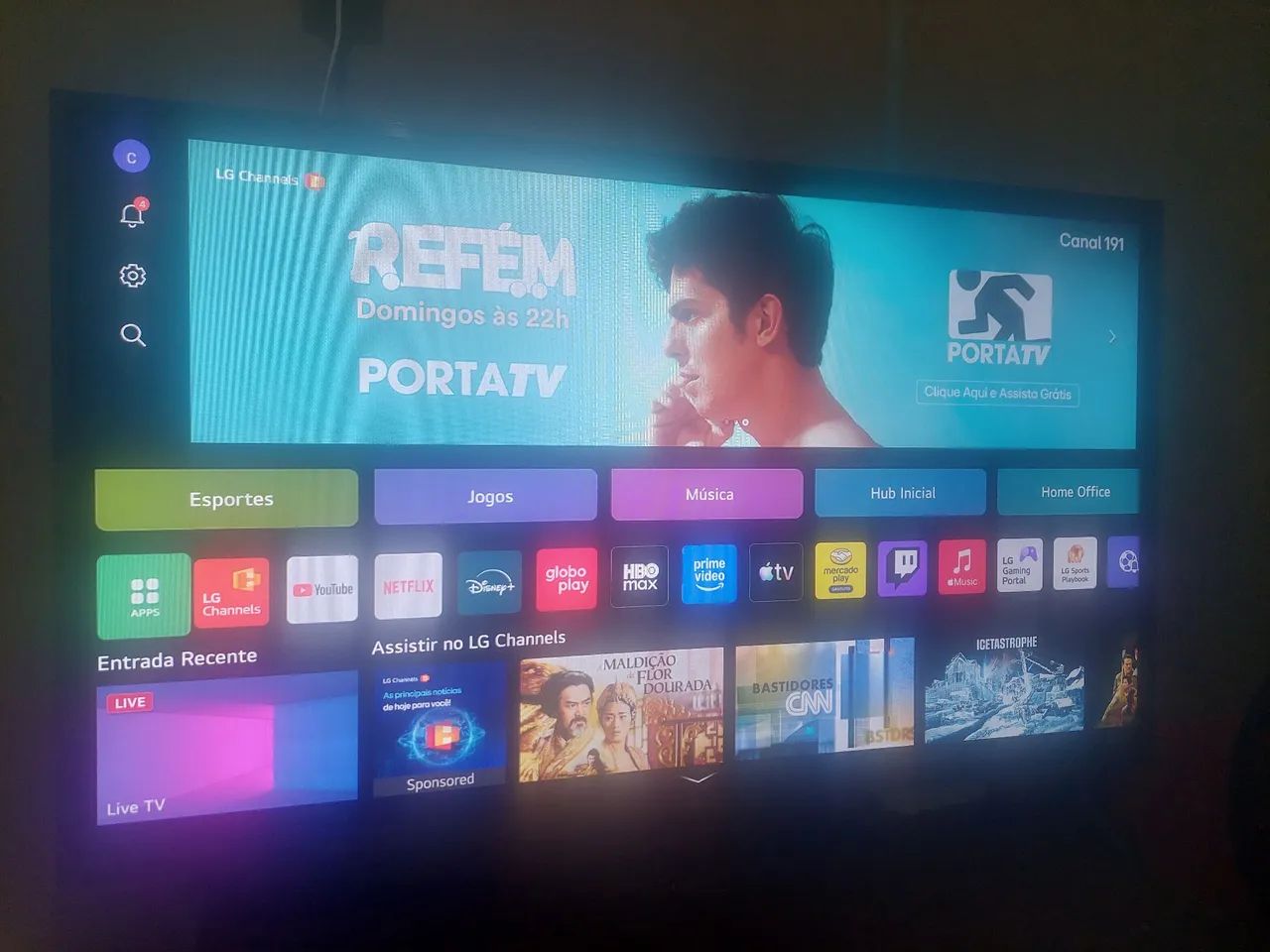 Tv de 43 polegadas semi nova dois a três meses de uso, estar muita nova, vem controle junt - Foto 2