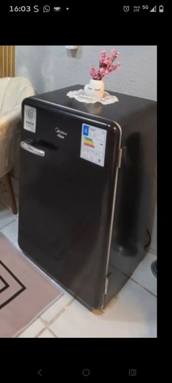 Frigobar retrô 