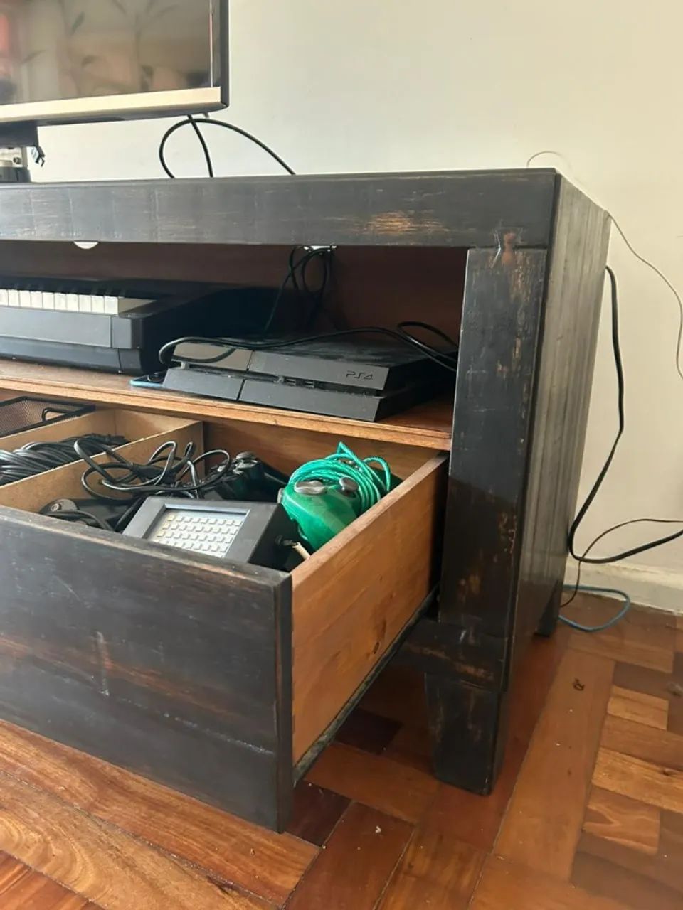 Rack Tok Stok 2 gavetas preto - Foto 4