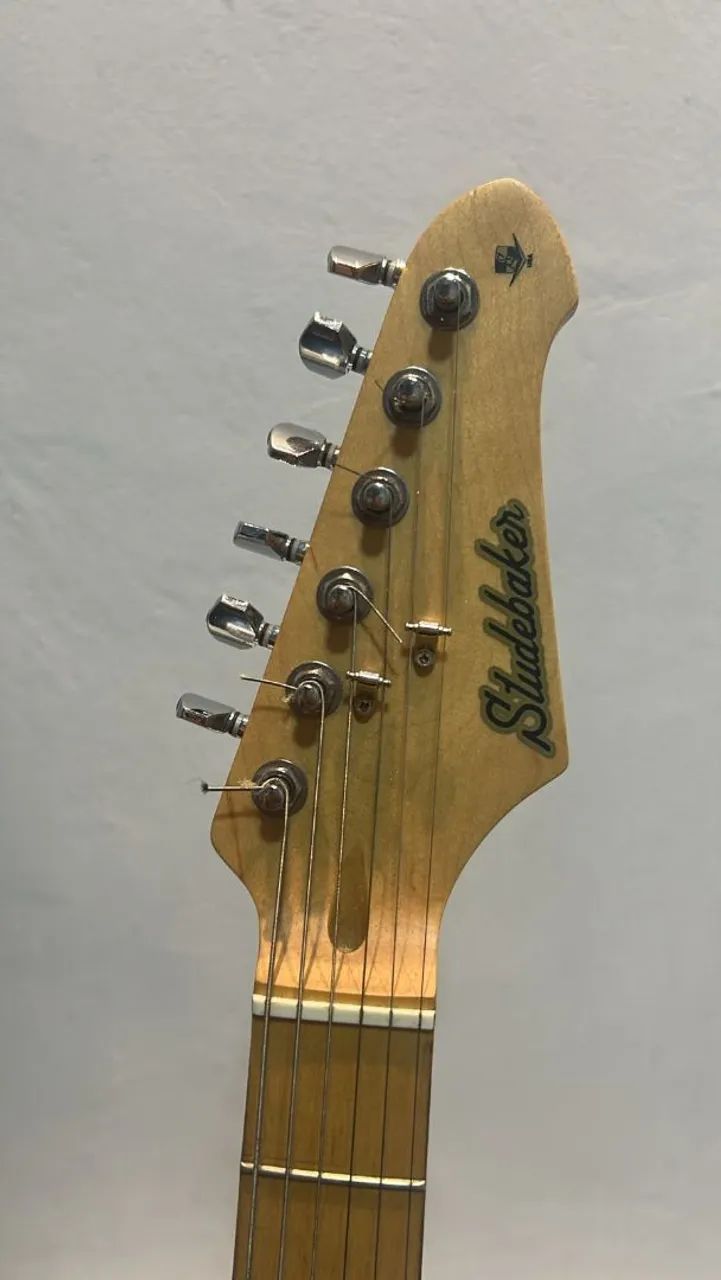 Guitarra Studebaker - Foto 2