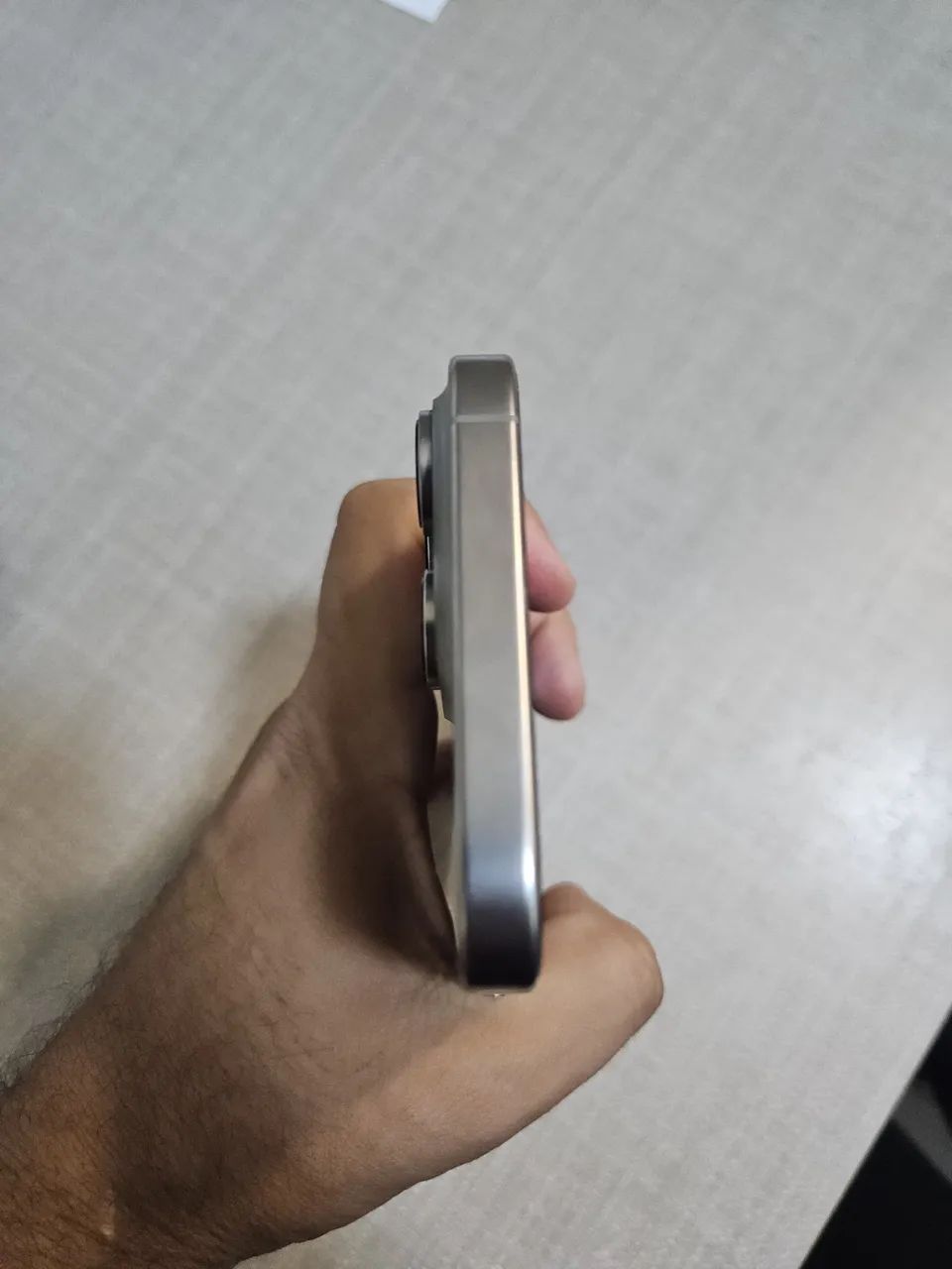 Iphone 16 pro max  - Foto 5